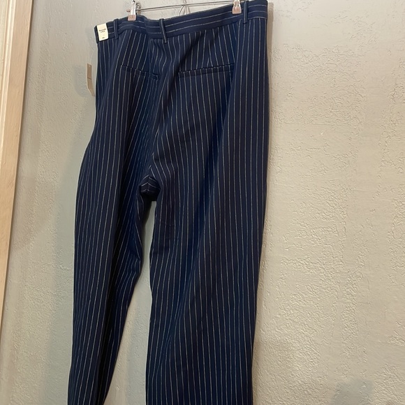 NWT Curve Love A&F Sloane Tailored Pant - Picture 12 of 13